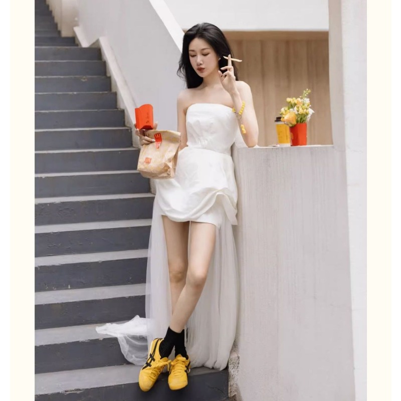 French White Strapless Morning - đánh giá và giá Photography Basic